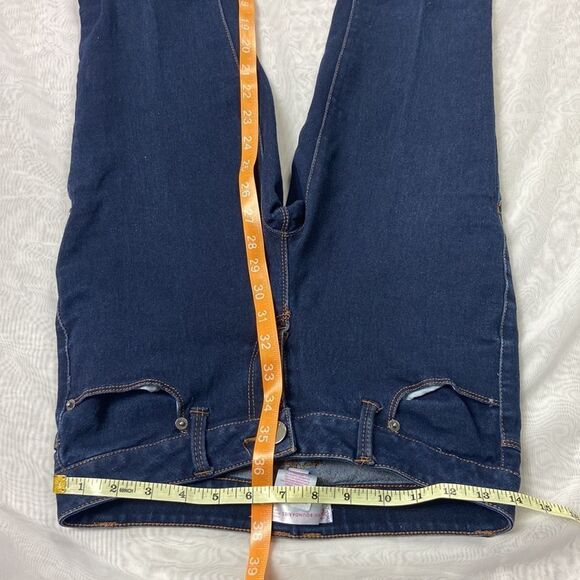 2 Pair Jeans No Boundaries Size 7 & Kenneth Cole New Your Size 28 - Picture 6 of 16